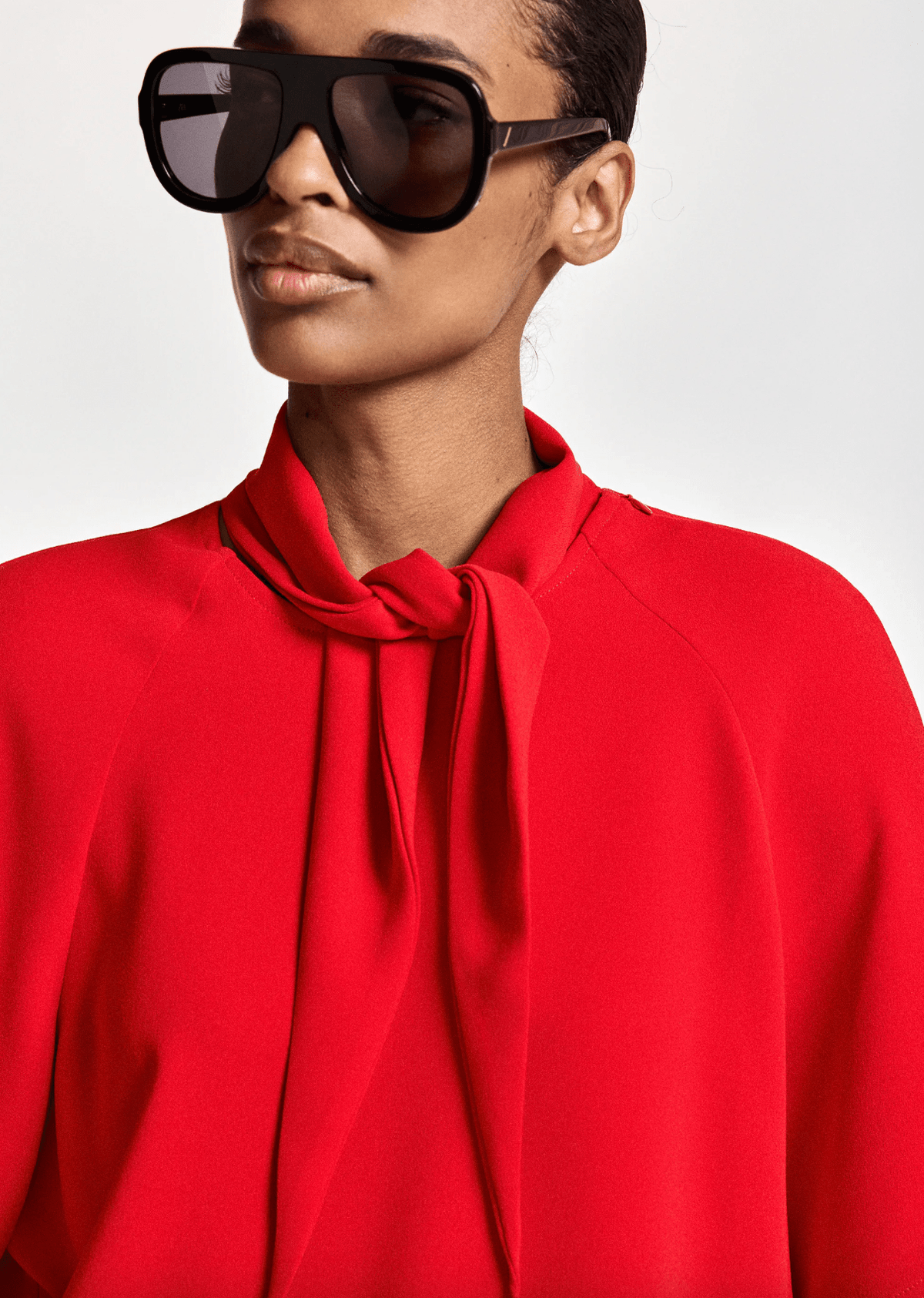 Kassie Tie Neck Top - Em's BoutiqueEssentiel Antwerp