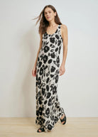 All Yours Dress - Em's BoutiqueFavorite Daughter