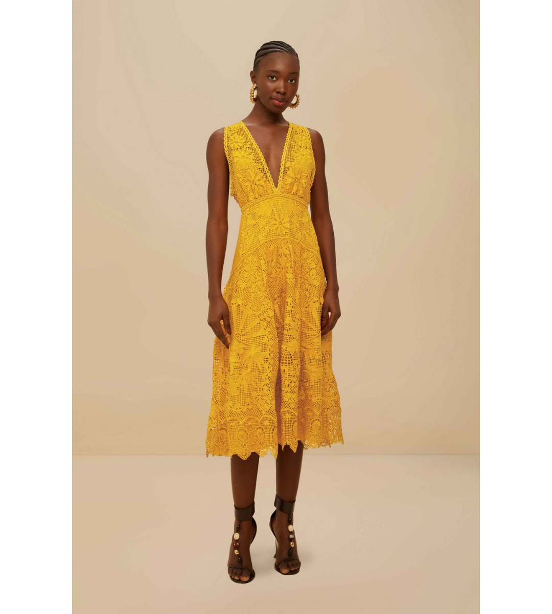 farm rio mustard yellow landscape dress v-neck midi lace 