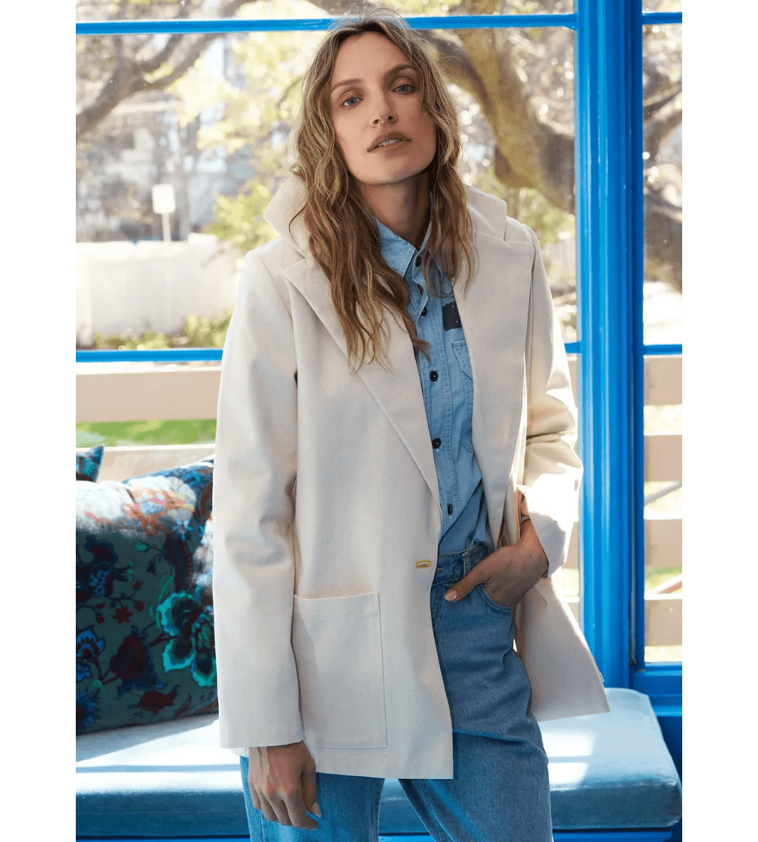 Ladybird Jacket - Em's BoutiqueMOLYAN