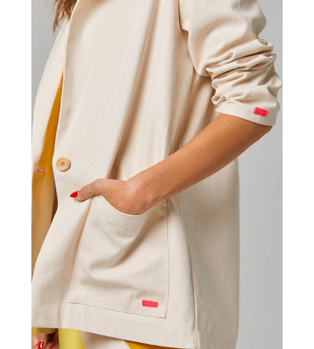 Mesa Blazer - Em's BoutiqueMOLYAN